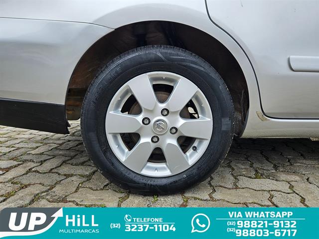 NISSAN LIVINA GRAND SL 1.8 16V FLEX FUEL MEC 7 LUGARES 2010