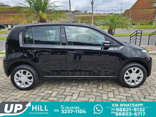 VOLKSWAGEN up! HIGH 1.0 TOTAL FLEX 12V 5P 2015