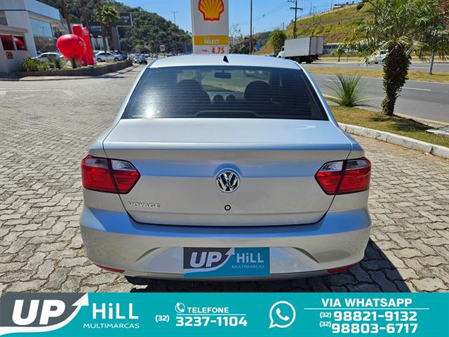 VOLKSWAGEN VOYAGE I-TREND 1.0 MI TOTAL FLEX 8V 4P 2013