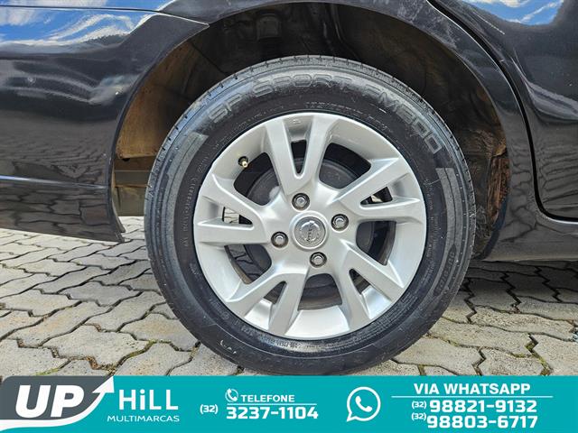 NISSAN LIVINA GRAND S 1.8 16V FLEX FUEL MEC. 2013