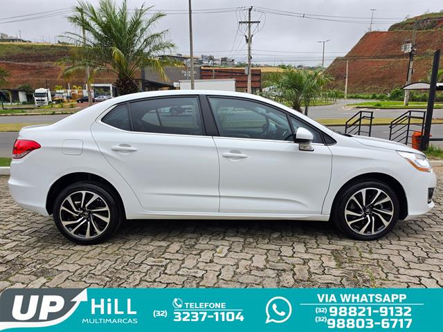 CITROËN C4 LOUNGE TENDANCE 1.6 TURBO FLEX AUT. 2015