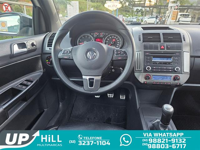 VOLKSWAGEN Polo SPORTLINE 1.6 MI TOTAL FLEX 8V 5P 2014