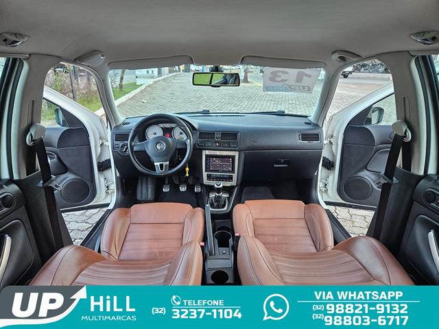 VOLKSWAGEN GOLF SPORTLINE 1.6 MI TOTAL FLEX 8V 4P 2013