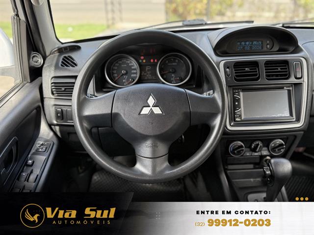 MITSUBISHI PAJERO TR4 2.0/ 2.0 FLEX 16V 4X4 AUT. 2013