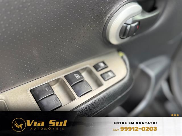 NISSAN TIIDA SL 1.8/1.8 FLEX 16V AUT. 2011