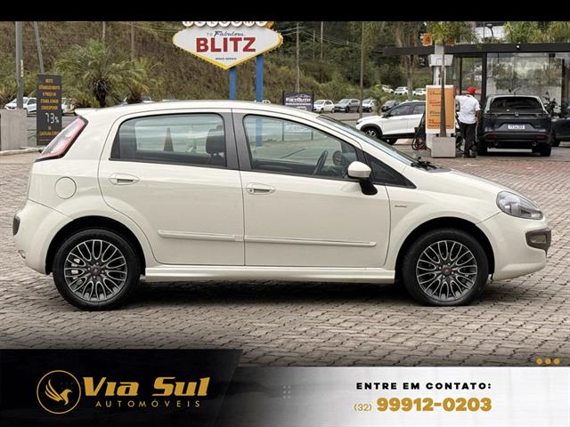 FIAT PUNTO SPORTING DUALOGIC 1.8 FLEX 16V 5P 2013