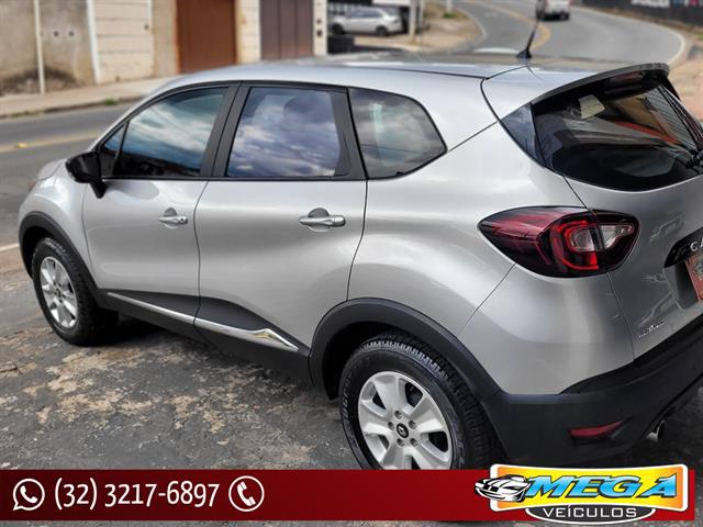 RENAULT CAPTUR LIFE 1.6 16V FLEX 5P AUT. 2021