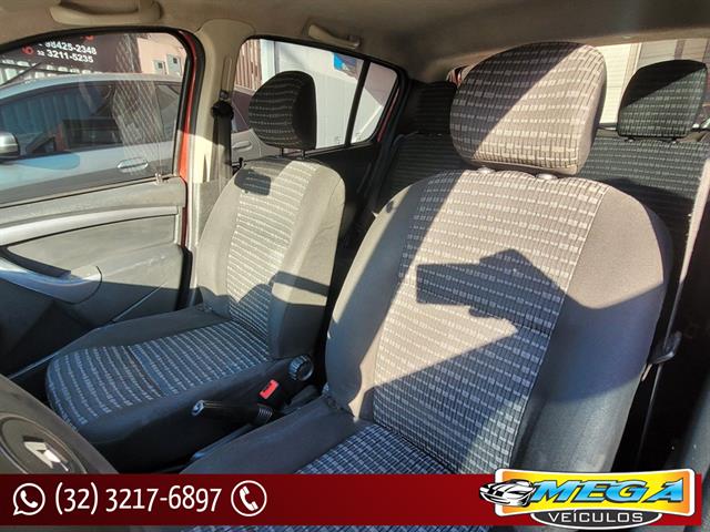 RENAULT SANDERO EXPRESSION HI-FLEX 1.0 16V 5P 2014
