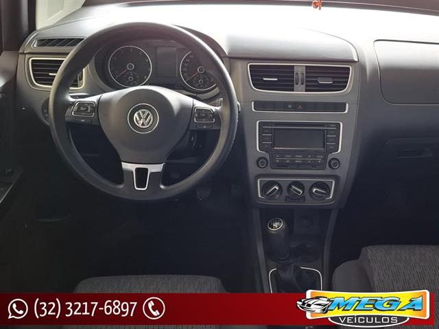VOLKSWAGEN FOX 1.6 MI TOTAL FLEX 8V 5P 2014
