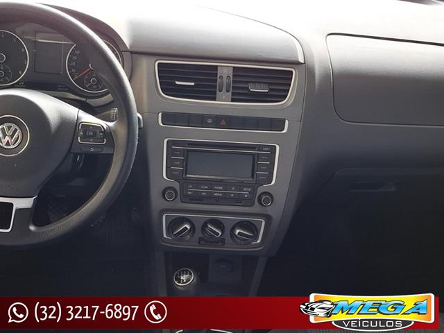 VOLKSWAGEN FOX 1.6 MI TOTAL FLEX 8V 5P 2014