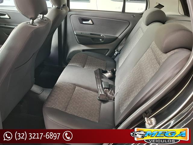 VOLKSWAGEN FOX 1.6 MI TOTAL FLEX 8V 5P 2014