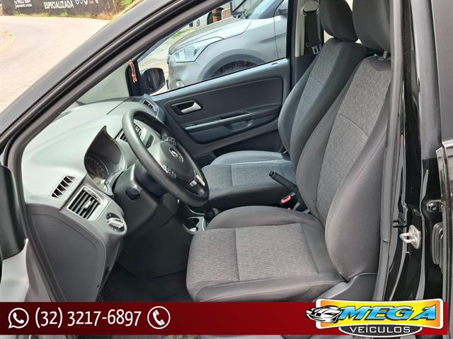 VOLKSWAGEN FOX 1.6 MI TOTAL FLEX 8V 5P 2014