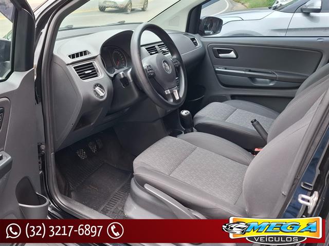 VOLKSWAGEN FOX 1.6 MI TOTAL FLEX 8V 5P 2014