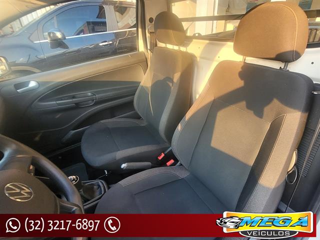 VOLKSWAGEN SAVEIRO ROBUST 1.6 TOTAL FLEX 16V 2024