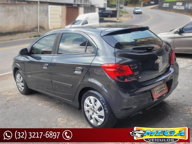 CHEVROLET ONIX HATCH LT 1.4 8V FLEXPOWER 5P MEC. 2016