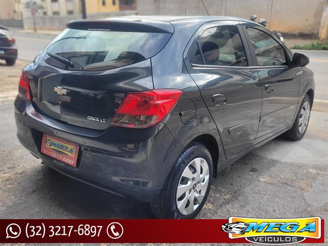 CHEVROLET ONIX HATCH LT 1.4 8V FLEXPOWER 5P MEC. 2016