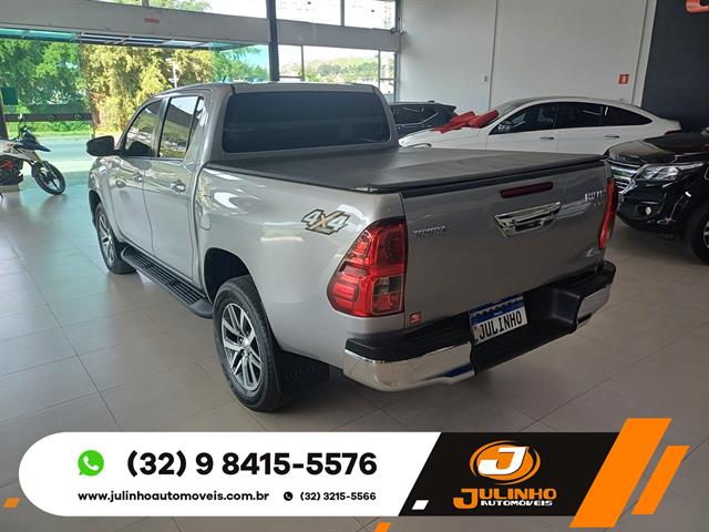 TOYOTA HILUX CD SRV 4X4 2.8 TDI DIESEL AUT. 2019