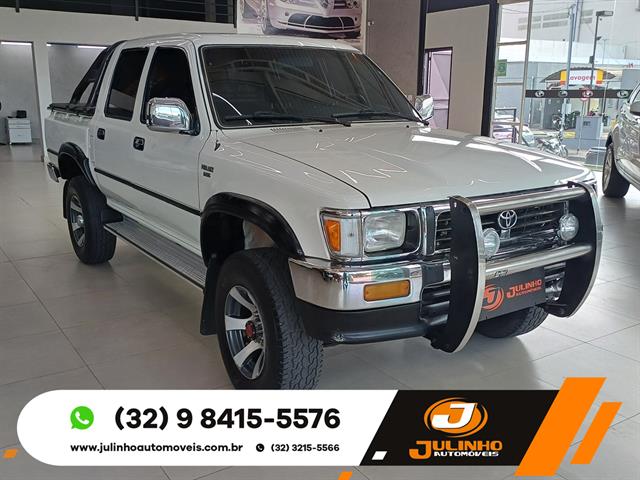 TOYOTA HILUX CD SR5 4X4 2.8 DIESEL 2001