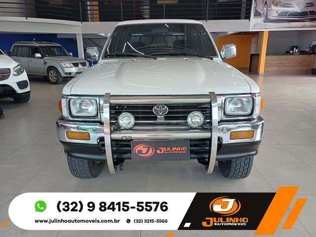 TOYOTA HILUX CD SR5 4X4 2.8 DIESEL 2001