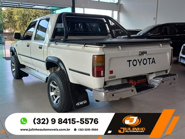 TOYOTA HILUX CD SR5 4X4 2.8 DIESEL 2001