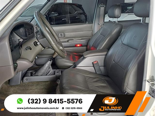TOYOTA HILUX CD SR5 4X4 2.8 DIESEL 2001
