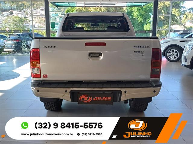 TOYOTA HILUX CD SRV D4-D 4X2 3.0 163CV TDI DIES 2011