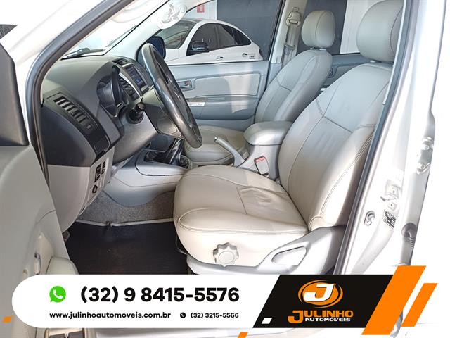 TOYOTA HILUX CD SRV D4-D 4X2 3.0 163CV TDI DIES 2011