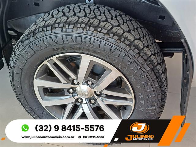 TOYOTA HILUX CD SRV 4X4 2.8 TDI DIESEL AUT. 2020