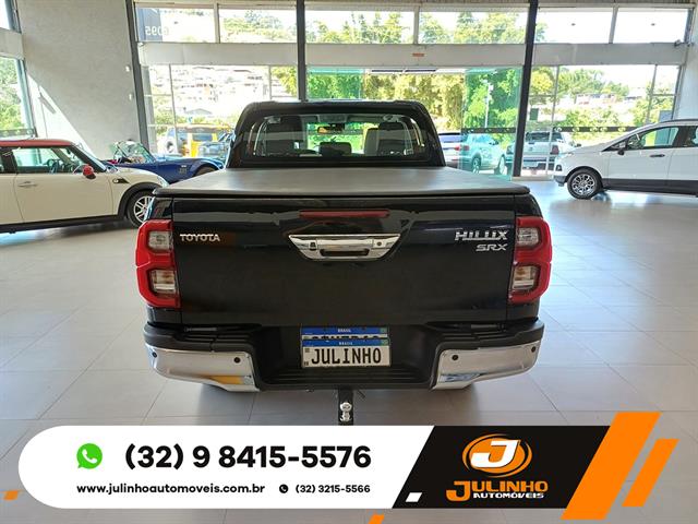 TOYOTA HILUX CD SRX 4X4 2.8 TDI 16V DIESEL AUT. 2023