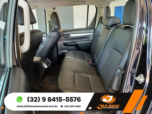 TOYOTA HILUX CD SRX 4X4 2.8 TDI 16V DIESEL AUT. 2023