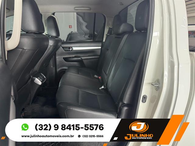 TOYOTA HILUX CD SRV 4X4 2.8 TDI DIESEL AUT. 2017