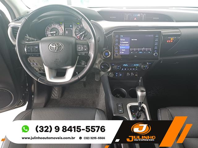 TOYOTA HILUX CD SRX 4X4 2.8 TDI 16V DIESEL AUT. 2023