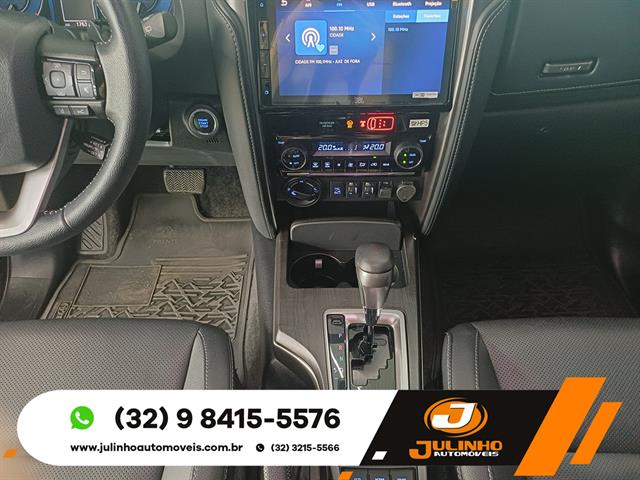 TOYOTA HILUX SW4 SRX 4X4 2.8 TDI 16V DIES. AUT. 2024