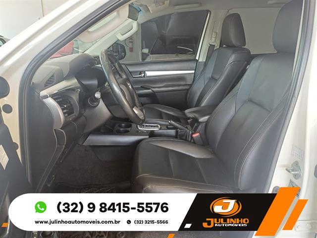TOYOTA HILUX CD SRV 4X4 2.8 TDI DIESEL AUT. 2017