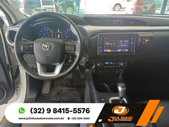 TOYOTA HILUX CD SRV 4X4 2.8 TDI DIESEL AUT. 2017