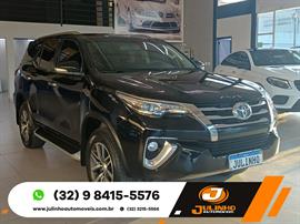 TOYOTA HILUX SW4 SRX 4X4 2.8 TDI 16V DIES. AUT. 2016/2017