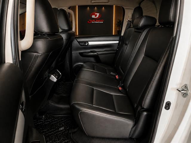 TOYOTA HILUX CD SRV 4X4 2.8 TDI DIESEL AUT. 2017