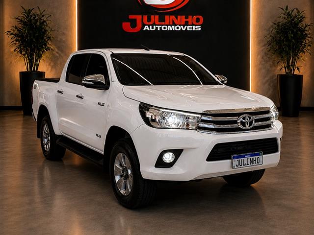 TOYOTA HILUX CD SRV 4X4 2.8 TDI DIESEL AUT. 2017