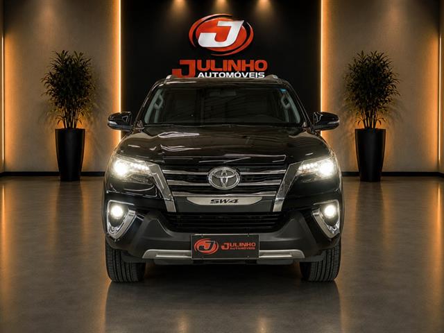 TOYOTA HILUX CD SRX 4X4 2.8 TDI 16V DIESEL AUT. 2019