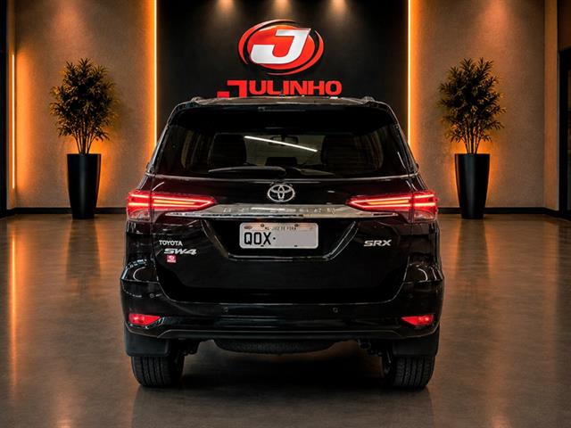 TOYOTA HILUX CD SRX 4X4 2.8 TDI 16V DIESEL AUT. 2019