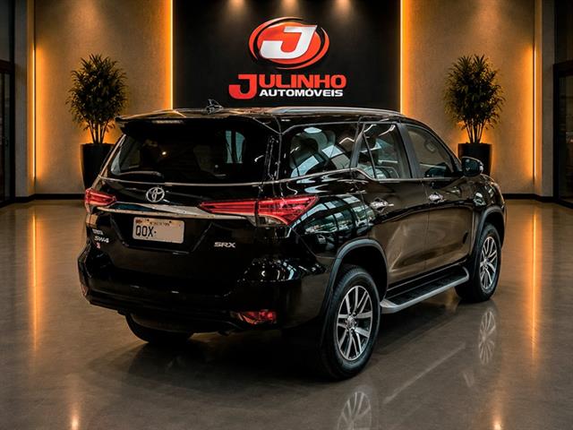 TOYOTA HILUX CD SRX 4X4 2.8 TDI 16V DIESEL AUT. 2019