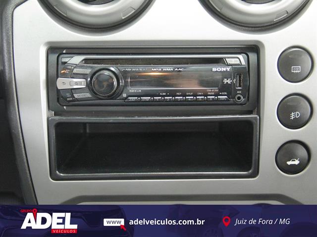 FORD FIESTA 1.6 8V FLEX/CLASS 1.6 8V FLEX 5P 2011