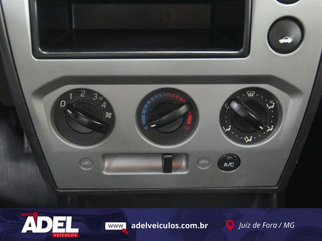 FORD FIESTA 1.6 8V FLEX/CLASS 1.6 8V FLEX 5P 2011