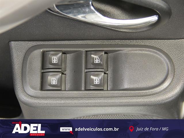 RENAULT DUSTER EXPRESSION 1.6 HI-FLEX 16V MEC. 2017