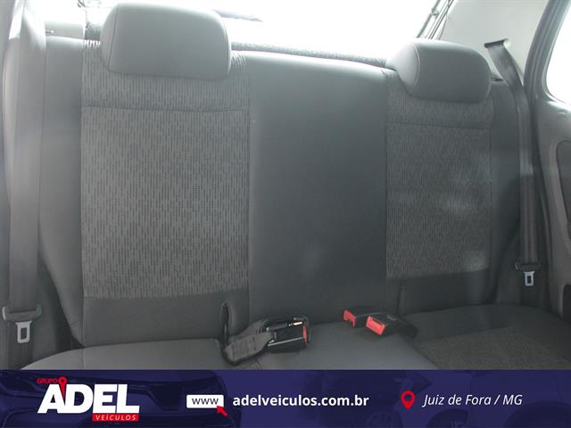 VOLKSWAGEN FOX 1.6 MI TOTAL FLEX 8V 5P 2014