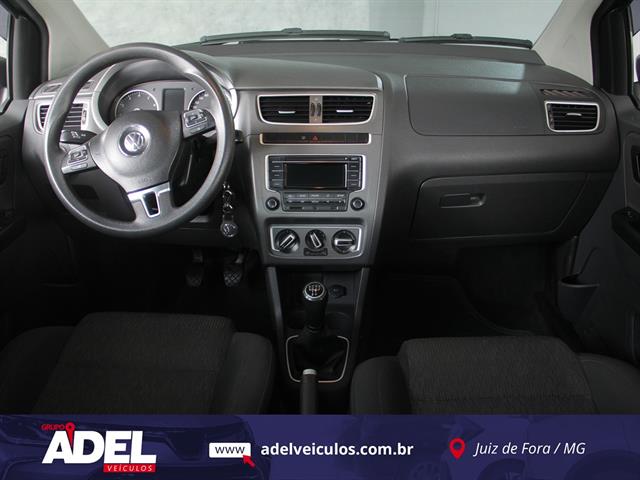 VOLKSWAGEN FOX 1.6 MI TOTAL FLEX 8V 5P 2014
