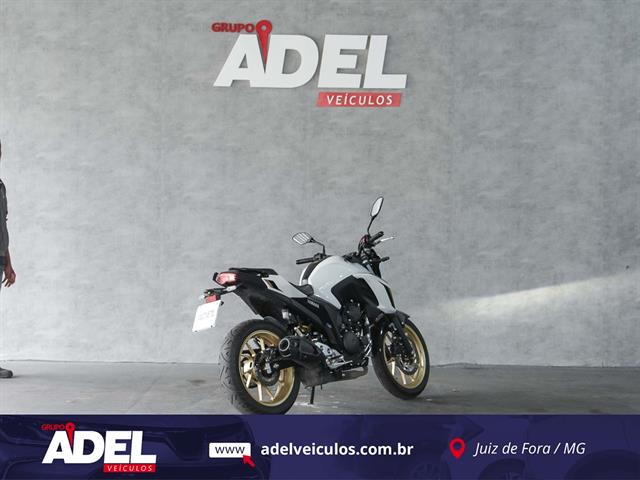 YAMAHA FZ25 250 FAZER CONNECTED 2025