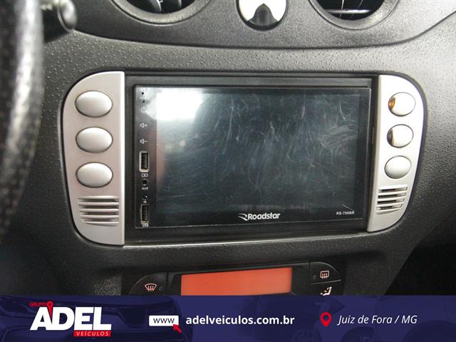 CITROËN C3 GLX 1.4/ GLX SONORA 1.4 FLEX 8V 5P 2012