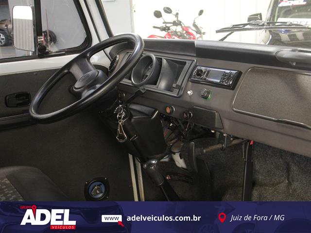 VOLKSWAGEN KOMBI STANDARD 1.4 MI TOTAL FLEX 8V 2014