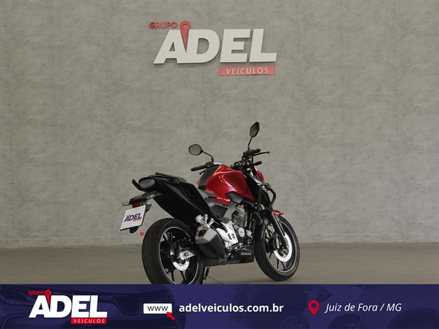 HONDA CB 300F TWISTER FLEX 2025